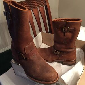 Chippewa engineer boots 10M